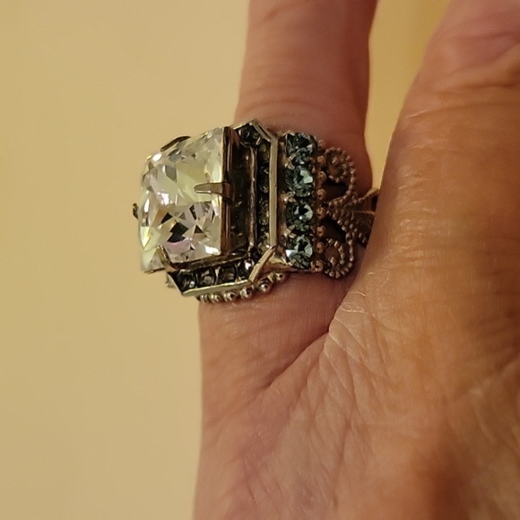 Sorrelli sparkles ring - Picture 2 of 4